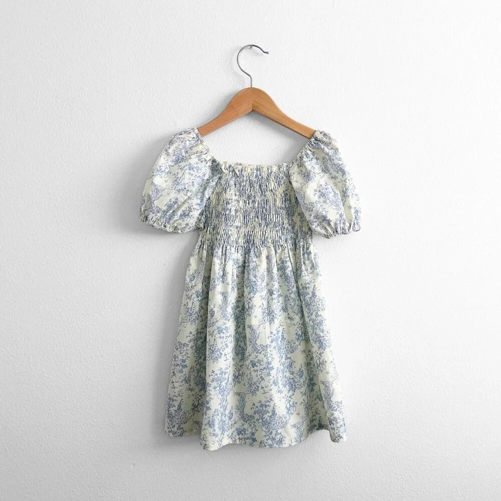 NWT Pretty Girls Short Sleeve Dress Bohemian Nap Smocking Lovely Floral Blue 3T